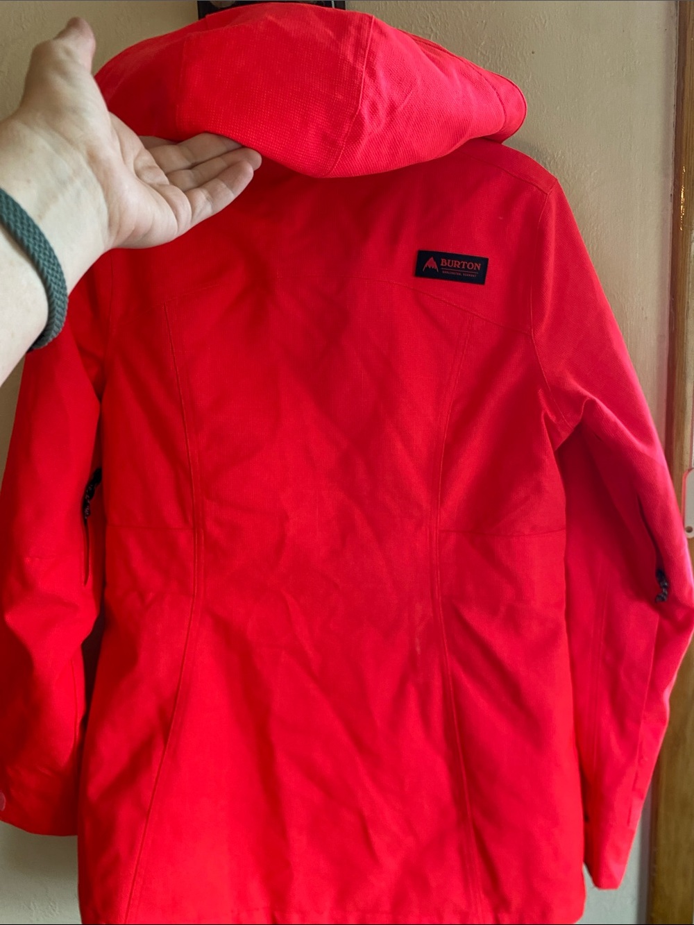 Burton Hot Pink Ski Jacket with Black Collar - Picture 3 of 3